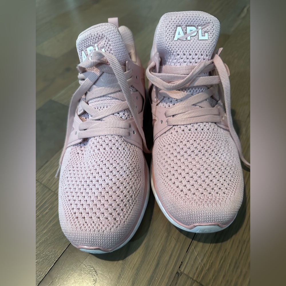 APL athletic shoes